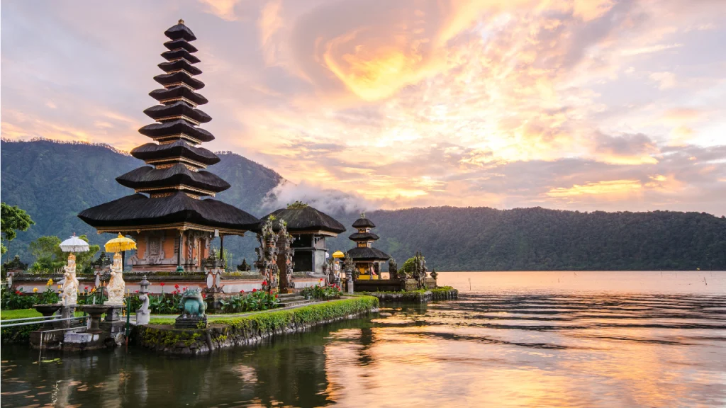 the best view of beratan lake bali